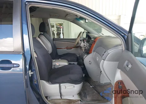 2005 Toyota Sienna Xle from USA, damaged, VIN 5TDZA22C25S263201